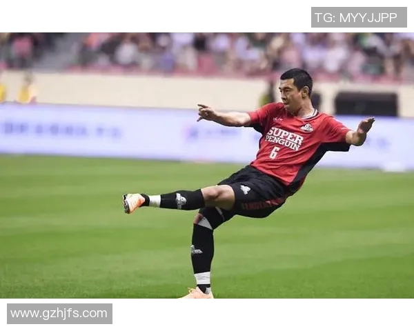 尊重男生喜爱的足球明星让我们共同欣赏他们的拼搏与荣耀